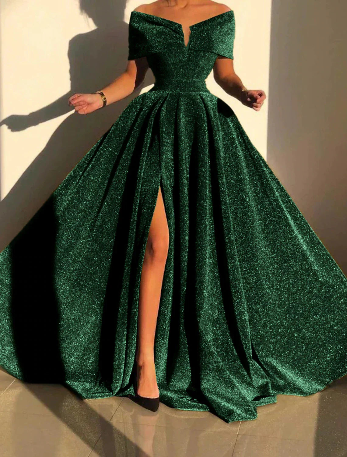 A-Line Sequin Evening Gown Prom Silver Green Sparkle & Shine Black Party Formal Dress Formal Fall Court Train Sleeveless Off Shoulder Slit