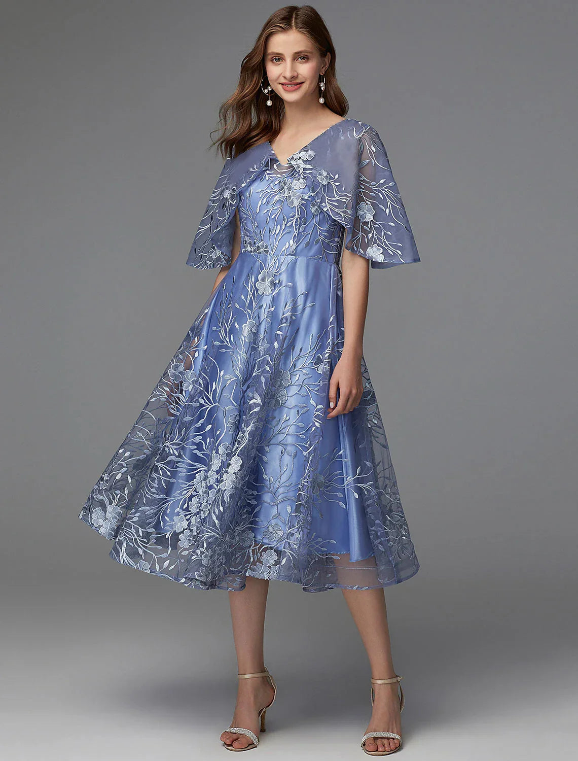 A-Line Floral Dress Wedding Guest Cocktail Party Tea Length Sleeveless V Neck Lace V Back with Pattern / Print Appliques