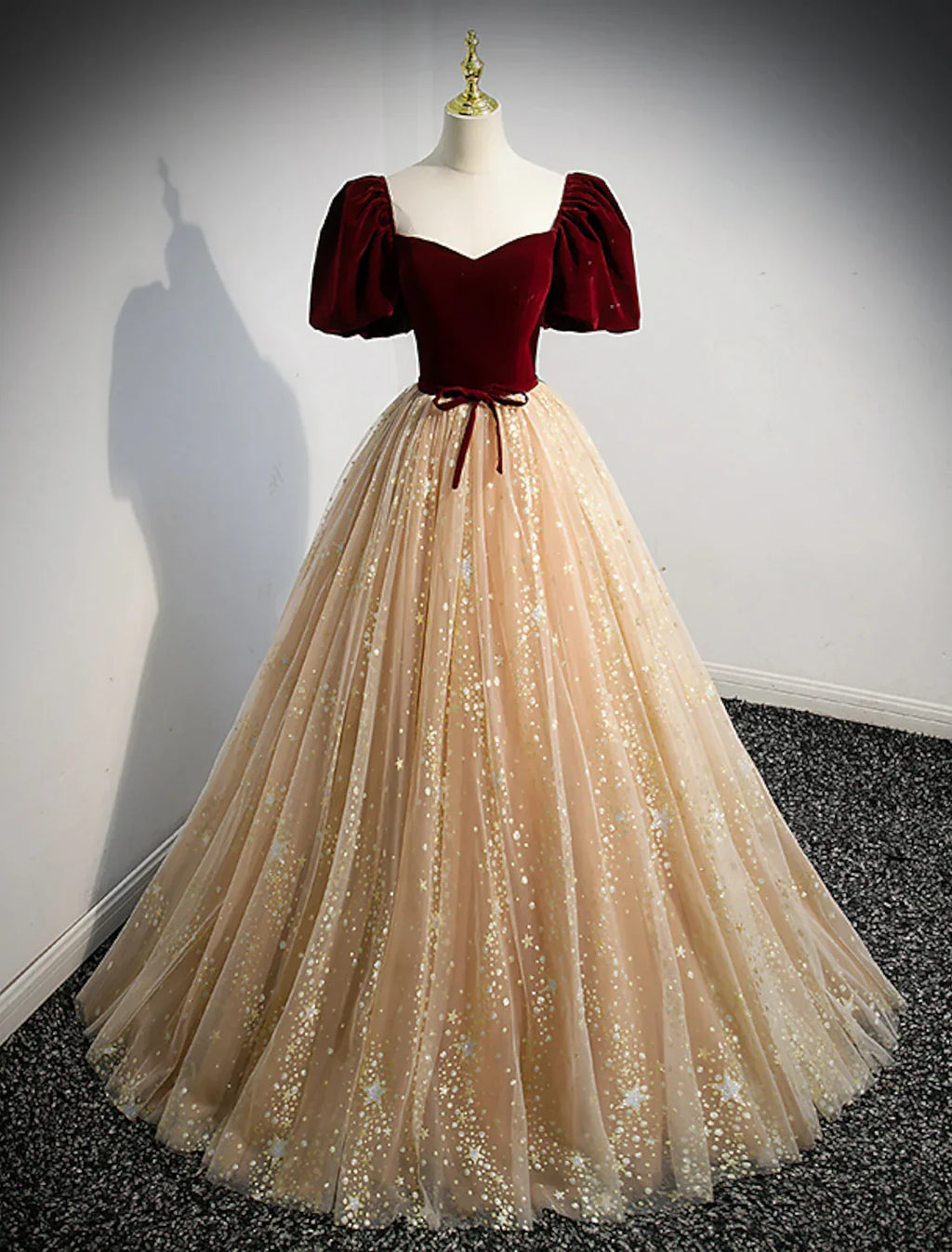 A-Line Sparkle Elegant Wedding Guest Engagement Dress Illusion Neck Short Sleeve Floor Length Tulle with Sequin Tassel Appliques