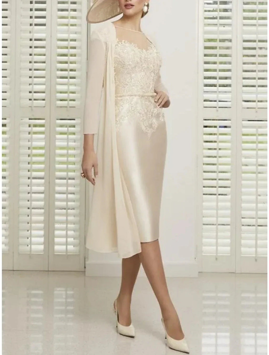 Two Piece Mother of the Bride Dress Wedding Guest Elegant Petite Illusion Neck Knee Length Chiffon Satin Lace Long Sleeve with Ruching Solid Color