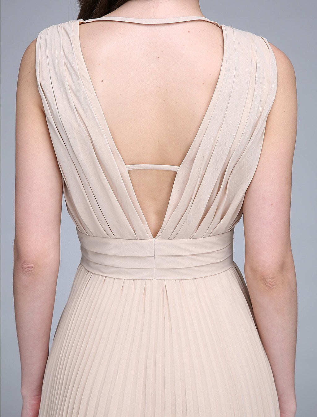 Bridesmaid Dress V Neck Sleeveless Elegant Floor Length Chiffon with Ruched