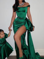 Sheath / Column Celebrity Style Sexy Prom Formal Evening Dress Off Shoulder Sleeveless Sweep / Brush Train Satin